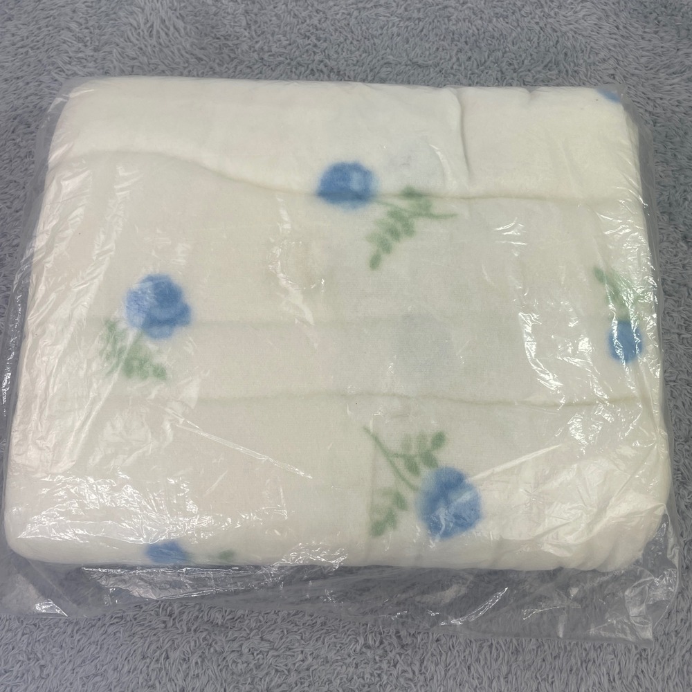 Vintage Chatham Blanket Unisex Twin/Double White Blue Twilight Rose Floral Rayon - Picture 4 of 5